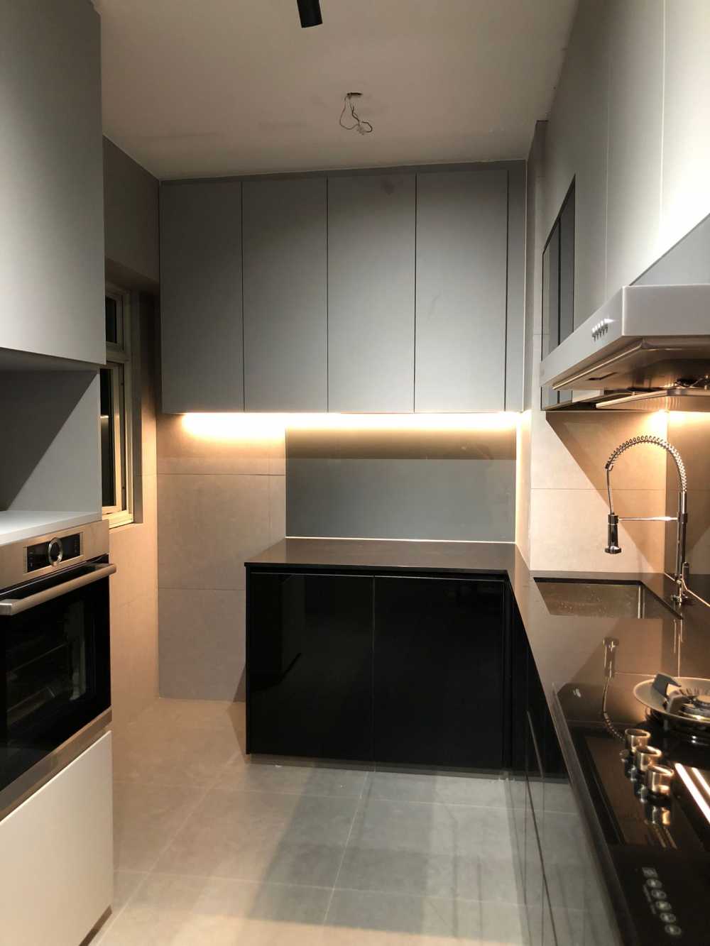 Scandinavian Kitchen with Vinyl Flooring and Cement Floor