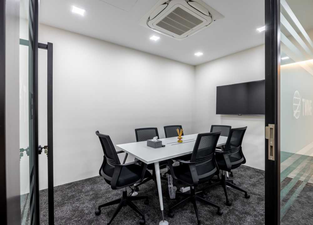 Contemporary Office with Carpet and Desk