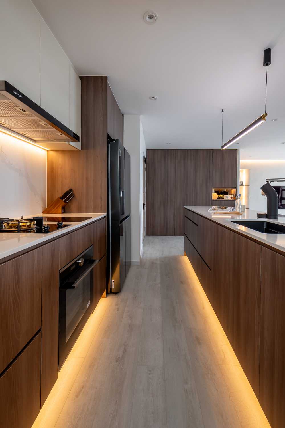 Minimalist Kitchen with Countertop and Cupboard