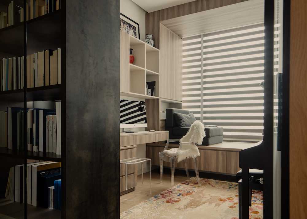 Contemporary Home Office with Bookshelf and Storage Cabinets