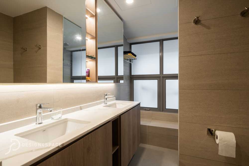 Modern Bathroom with Homogeneous Tiles and Herringbone Tiling