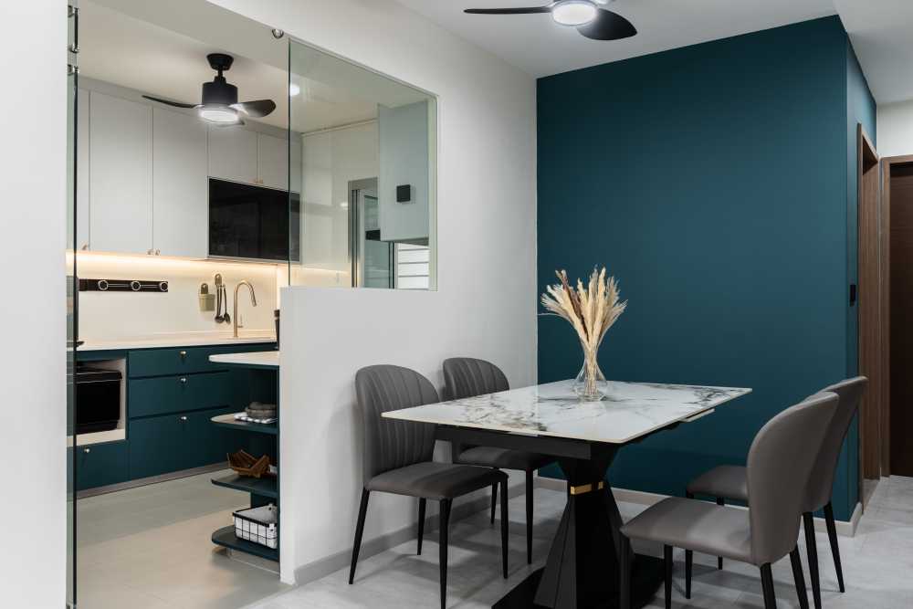 Modern Dining Room with Dining Table and Dining Chairs