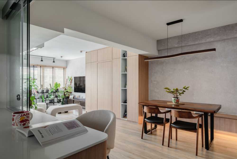 Scandinavian Dining Room with Dining Table and Dining Chairs