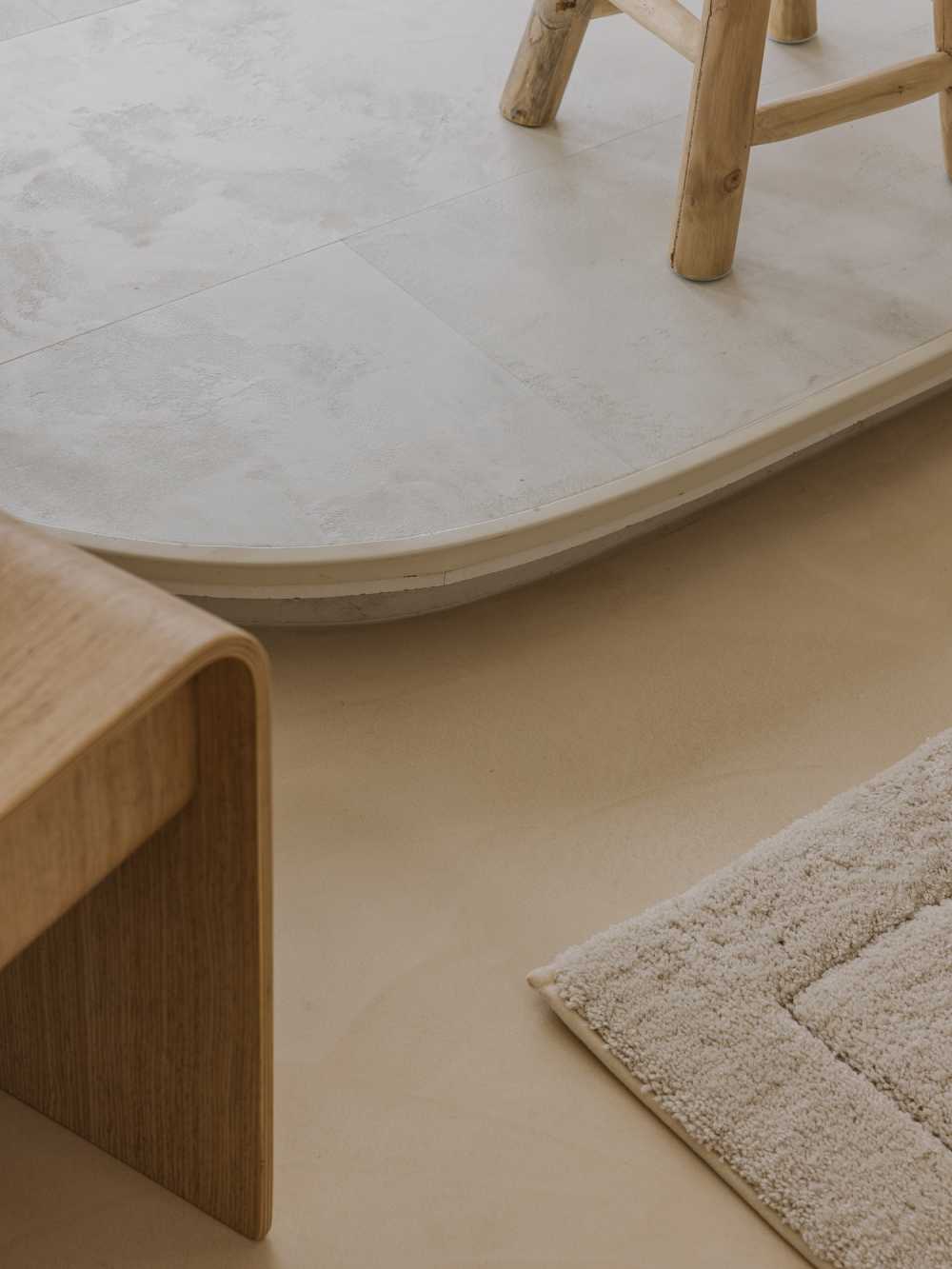 Contemporary Living Room with Carpet and Coffee Table