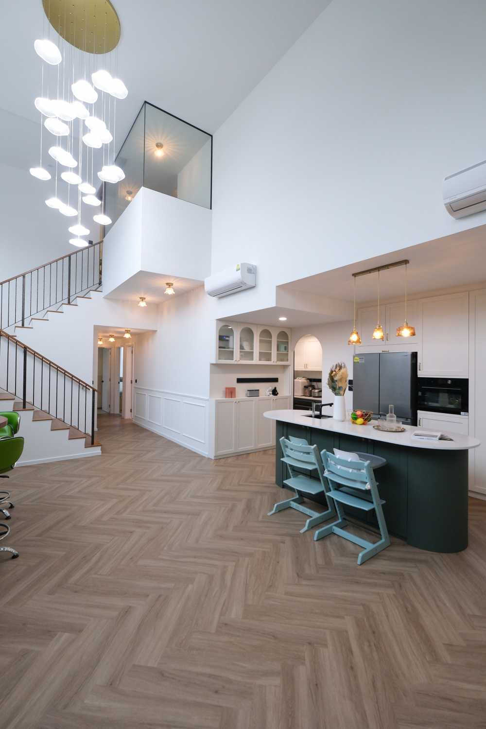 Modern Living Room with Vinyl Flooring and Staircase