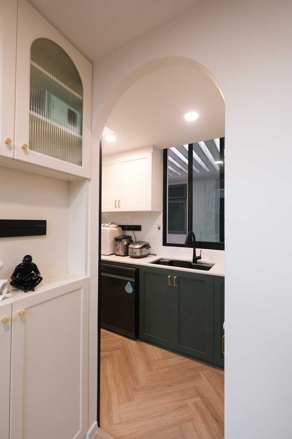 Modern Kitchen with Countertop and Vinyl Flooring