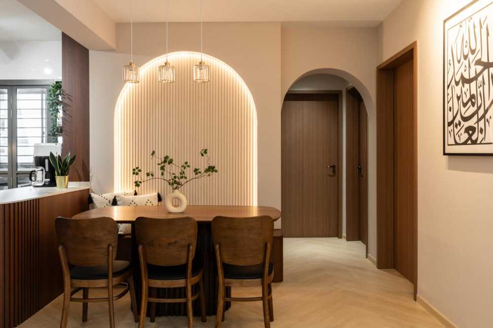 Modern Dining Room with Drop Light and Dining Table