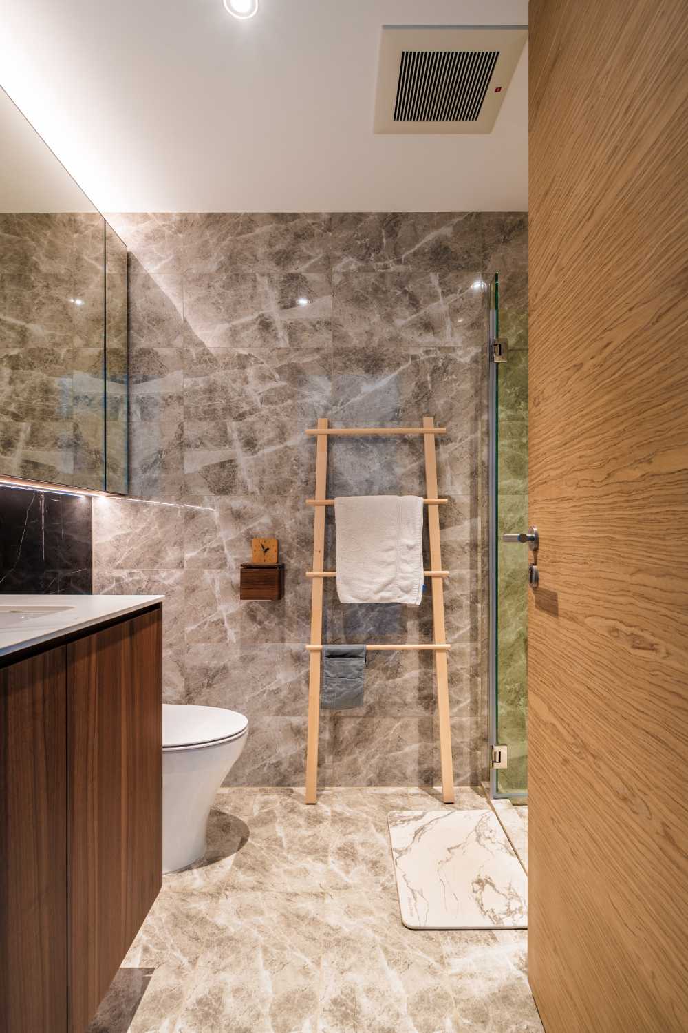 Minimalist Bathroom with Mirror and Shower Screen