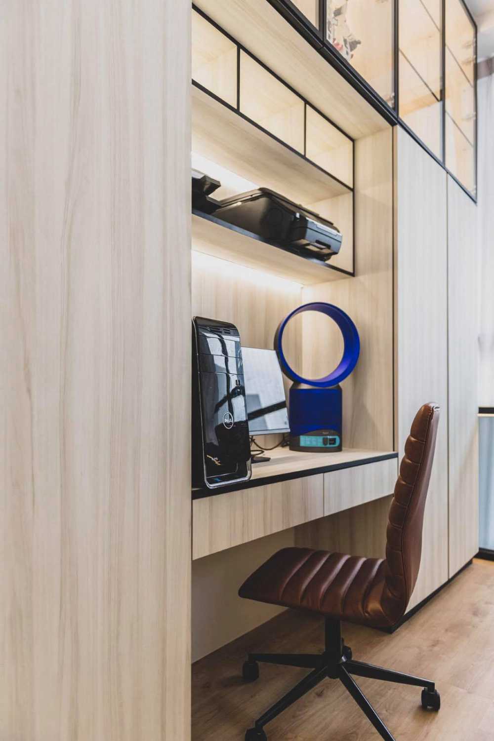 Modern Home Office with Bookshelf and Desk Chairs