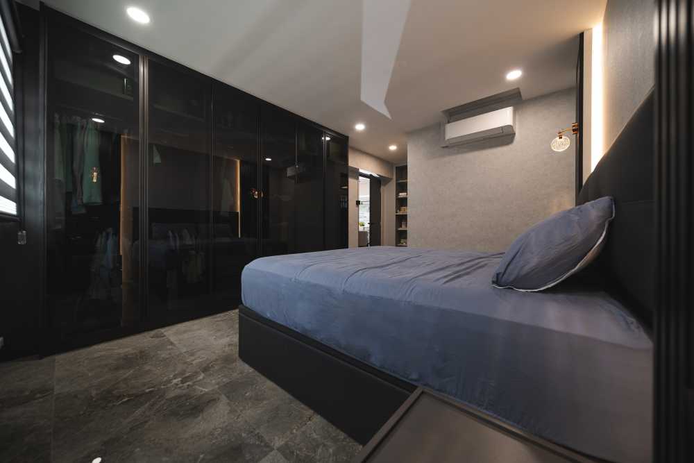 Modern Bedroom with Homogeneous Tiles and Drop Light