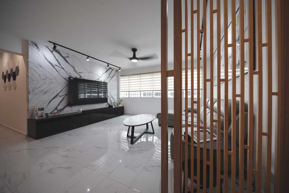 Modern Living Room with Homogeneous Tiles and Marble Floor