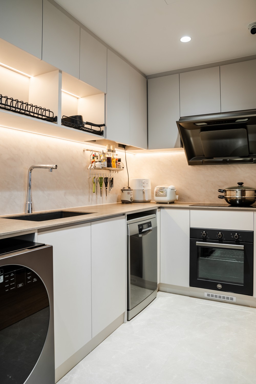 Contemporary Kitchen with Kitchen Window and Kitchen Island