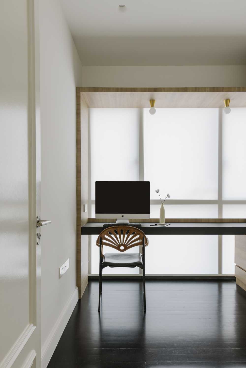 Modern Home Office with Feature Wall and Desk