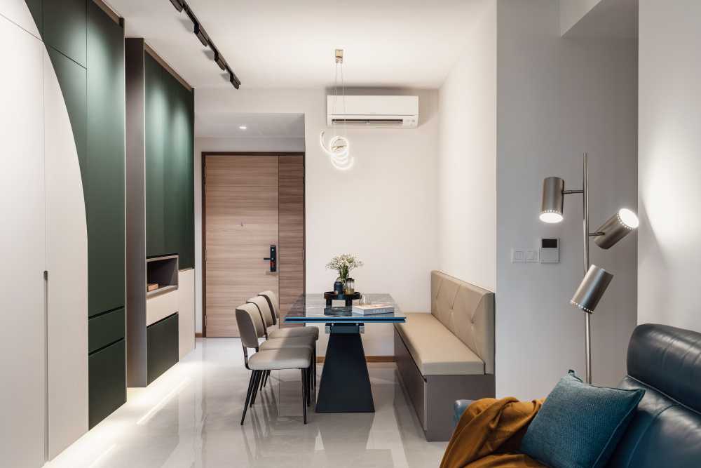 Modern Dining Room with Drop Light and Chandelier