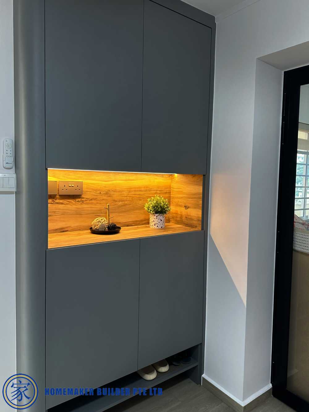 Contemporary Foyer with Glass Door and Shoe Rack