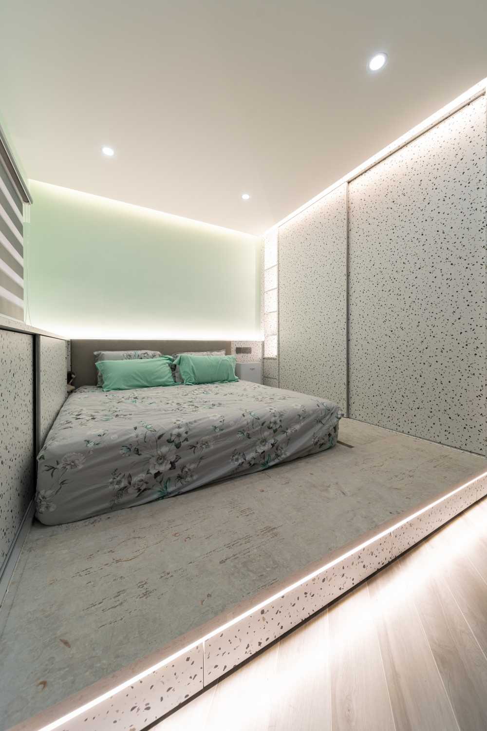 Modern Bedroom with Platform Bed and Vinyl Flooring