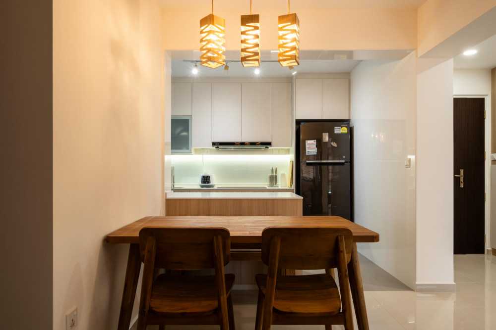 Scandinavian Dining Room with Ceiling Light and Chandelier