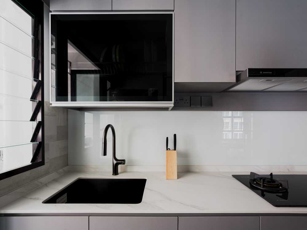 Minimalist Kitchen with Countertop and Cupboard