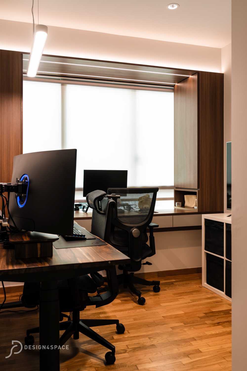 Modern Home Office with Desk and Desk Chairs