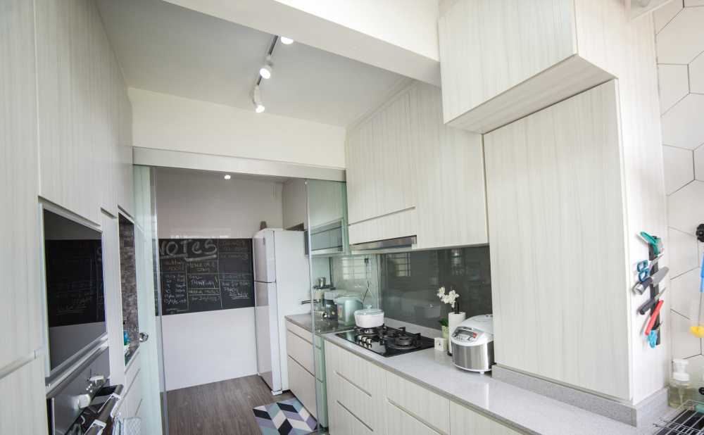 Scandinavian Kitchen with Kitchen Accessories and Kitchen Cabinets
