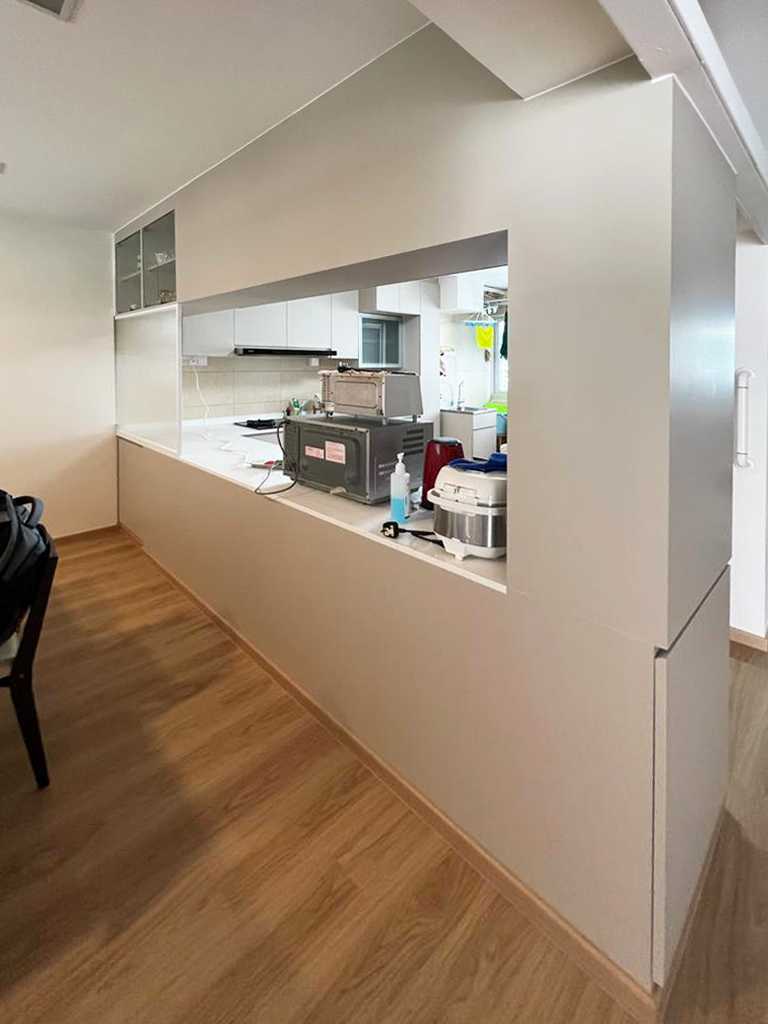 Scandinavian Kitchen with Countertop and Homogeneous Tiles