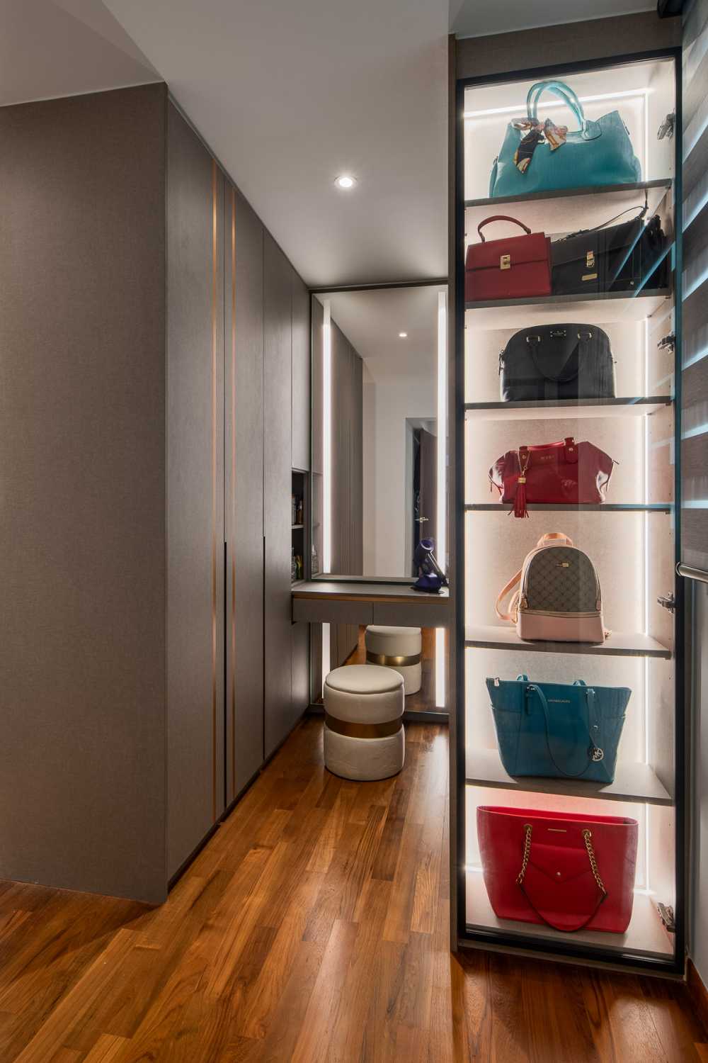 Modern Bedroom with Bookshelf and Wardrobe