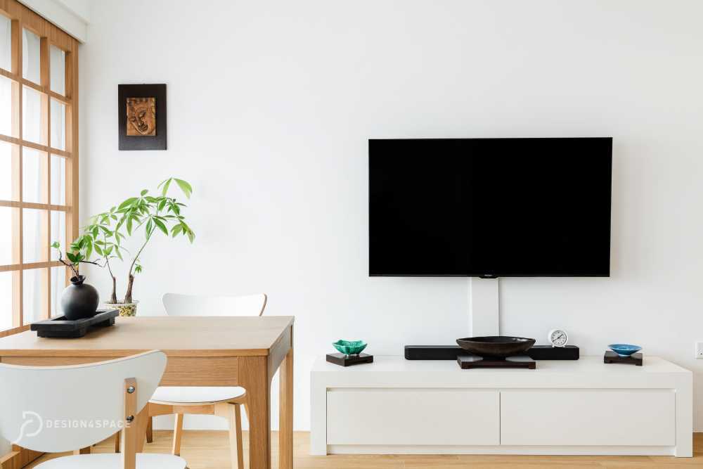 Minimalist Living Room with Settee and Vinyl Flooring