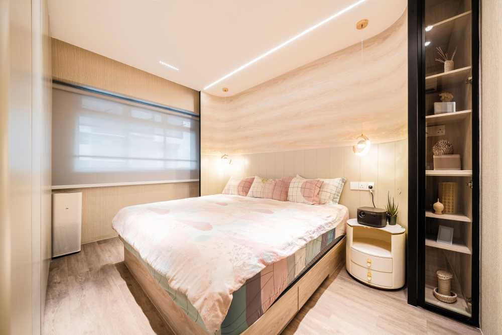 Modern Bedroom with Wardrobe and Queen Bed