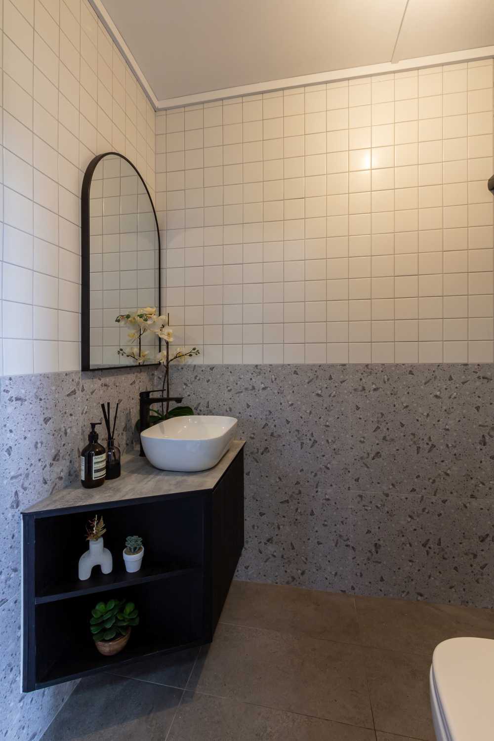Industrial Bathroom with Shower Screen and Bathroom Tap