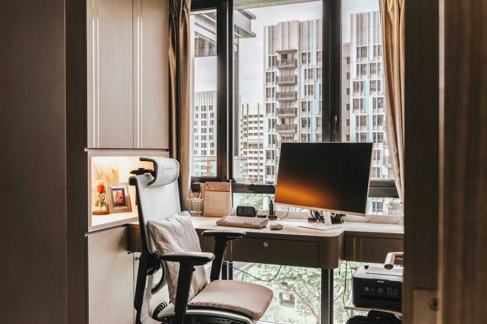 Modern Home Office with Desk and Desk Chairs