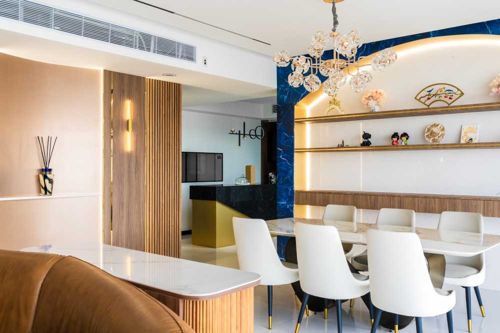 Modern Dining Room with Downlights and Dining Table