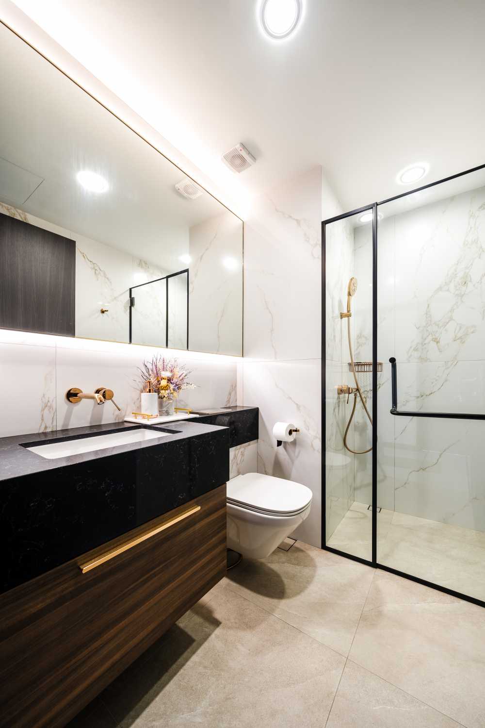 Modern Bathroom with Mirror and Shower Screen