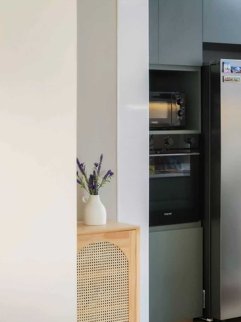 Scandinavian Entryway with Shoe Rack and Doors