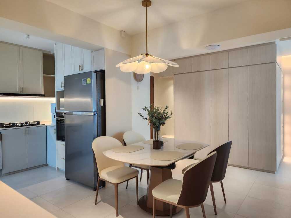 Modern Dining Room with Dining Chairs and Lighting
