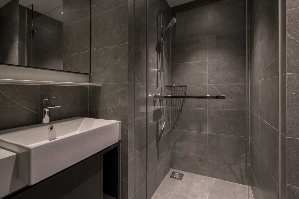 Contemporary Bathroom with Mirror and Shower Screen
