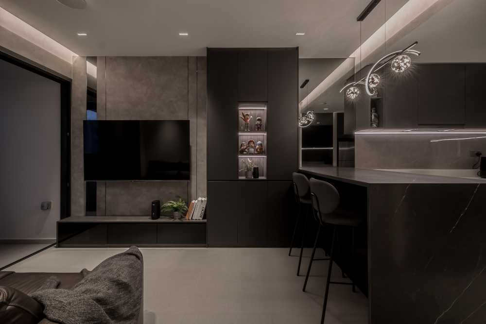 Contemporary Living Room with Homogeneous Tiles and Feature Wall