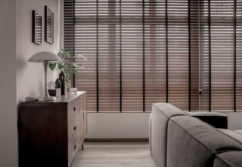 Contemporary Living Room with Vinyl Flooring and Sofa