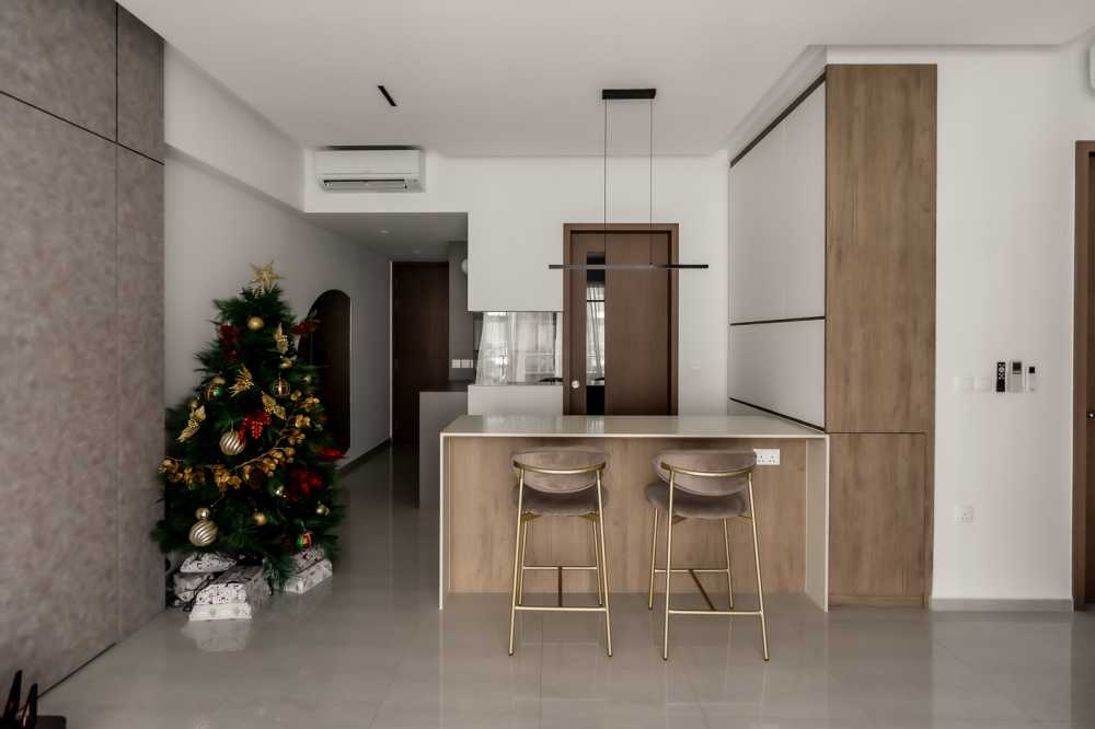 Modern Kitchen with Homogeneous Tiles and Kitchen Island
