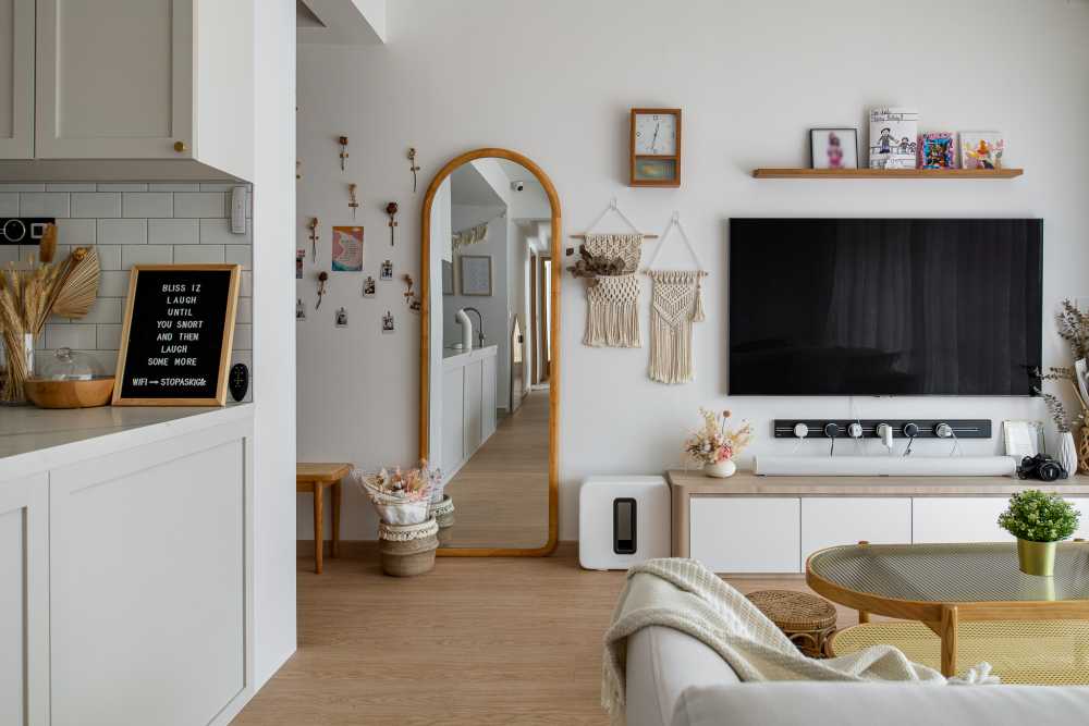 Country Living Room with Vinyl Flooring and TV Console