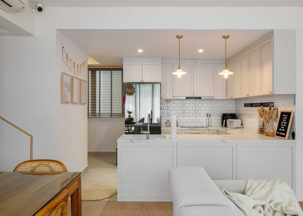 Country Kitchen with Vinyl Flooring and Flooring