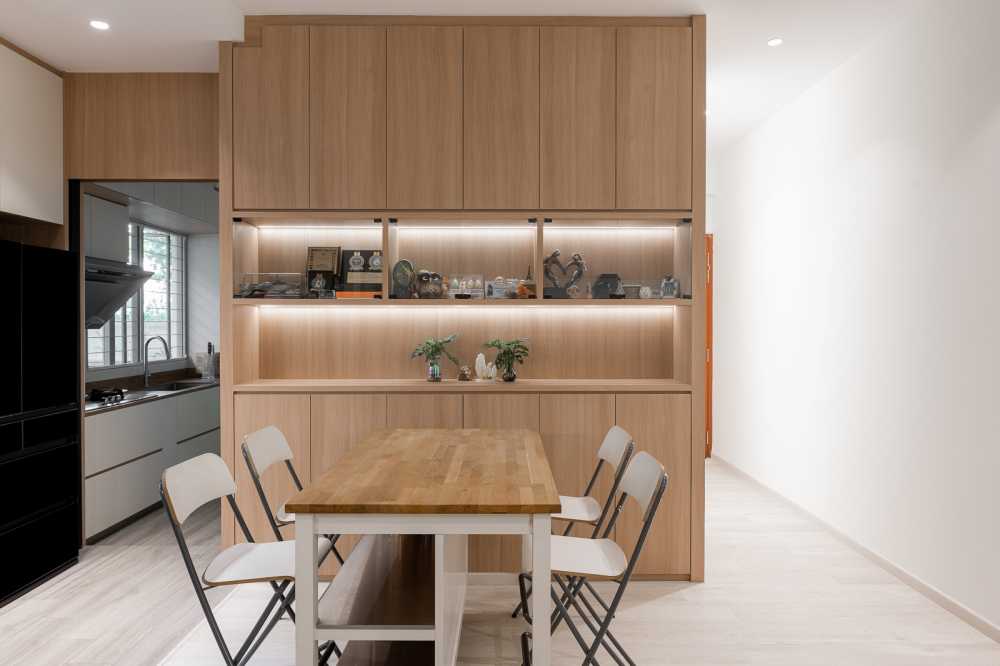 Scandinavian Dining Room with Cove Lighting and Drop Ceiling