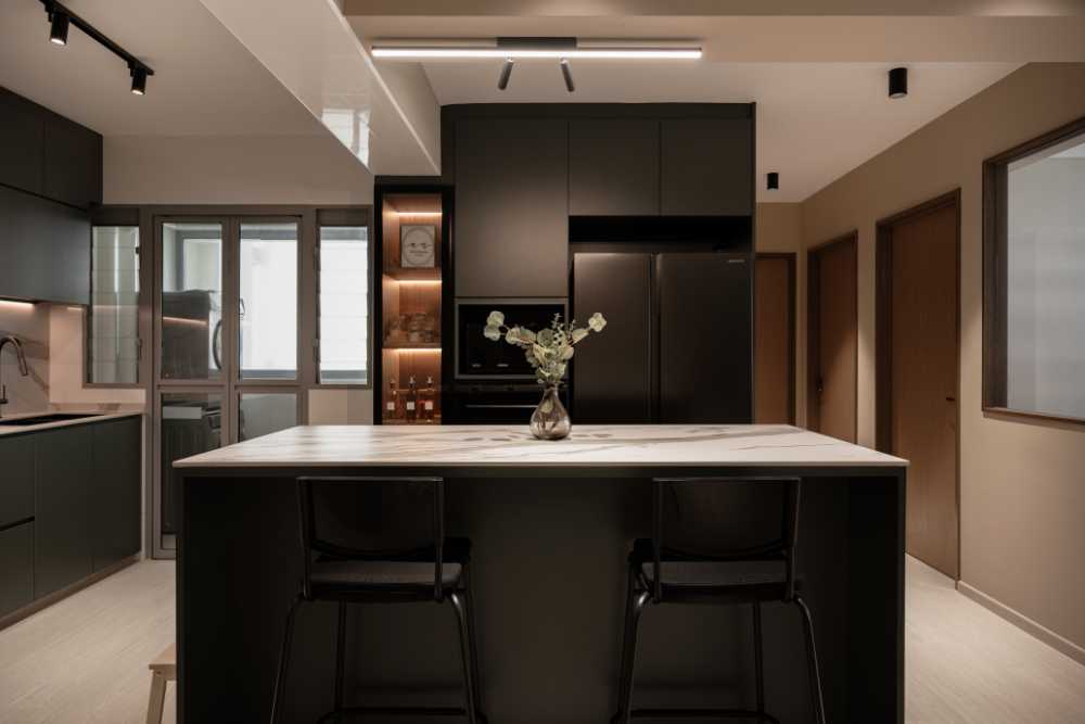 Modern Kitchen with Countertop and Open Kitchen
