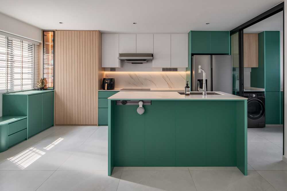 Scandinavian Kitchen with Countertop and Homogeneous Tiles
