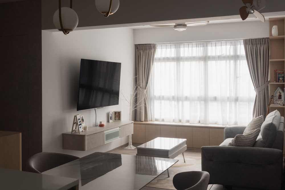 Scandinavian Living Room with Bookshelf and Vinyl Flooring