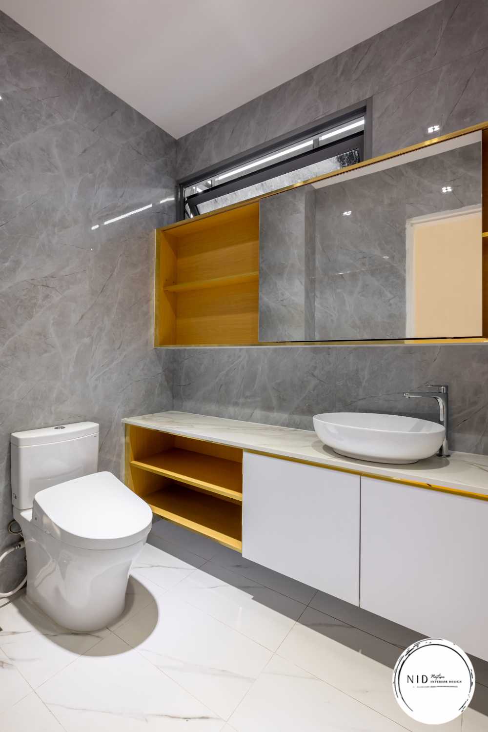 Minimalist Bathroom with Countertop and Homogeneous Tiles