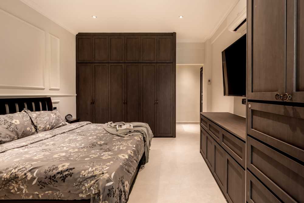 Modern Bedroom with Homogeneous Tiles and Wardrobe