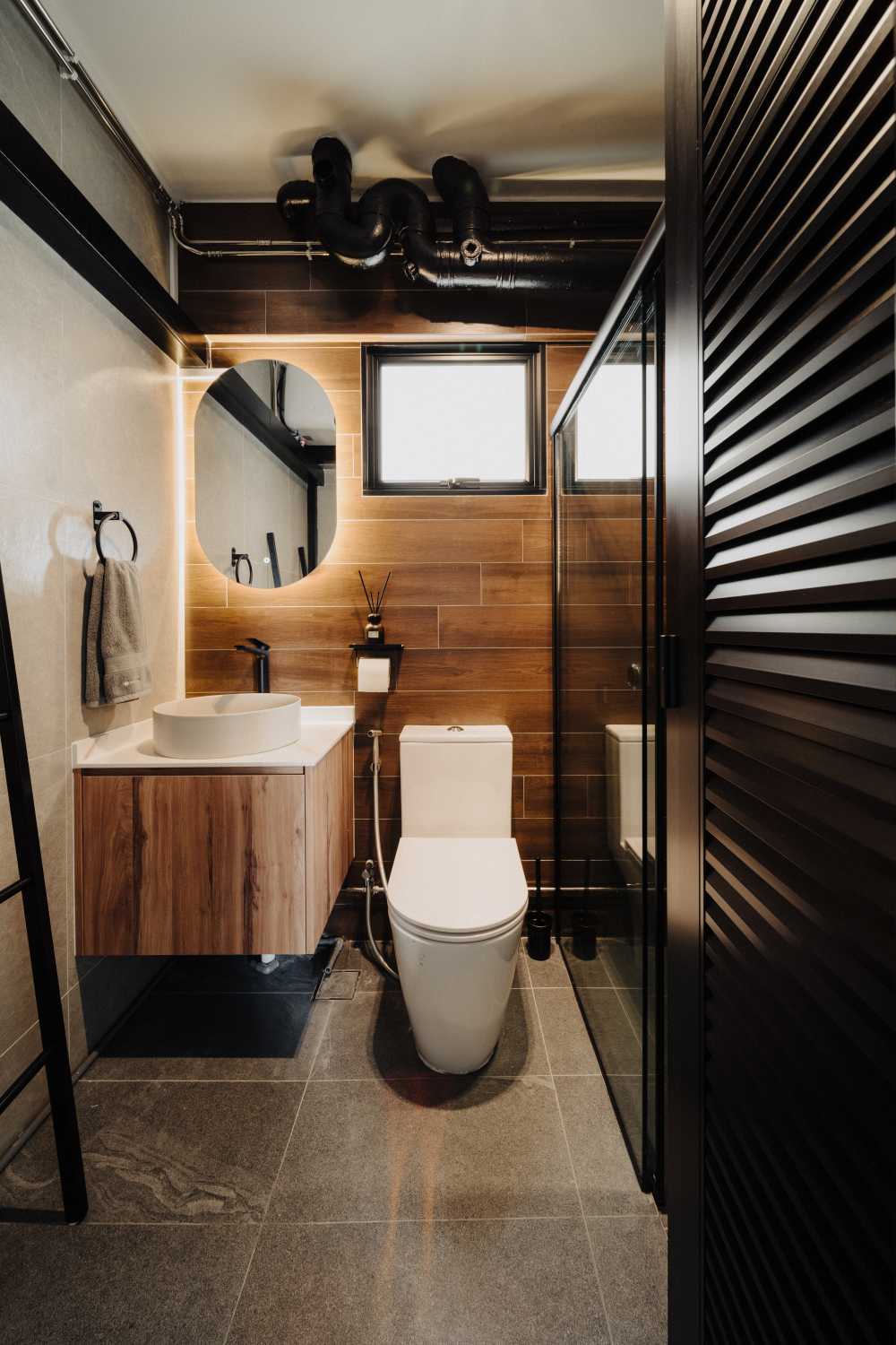 Contemporary Bathroom with Mirror and Wall Mirror