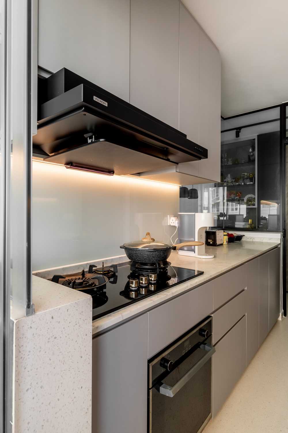Contemporary Kitchen with Kitchen Window and Kitchen Accessories