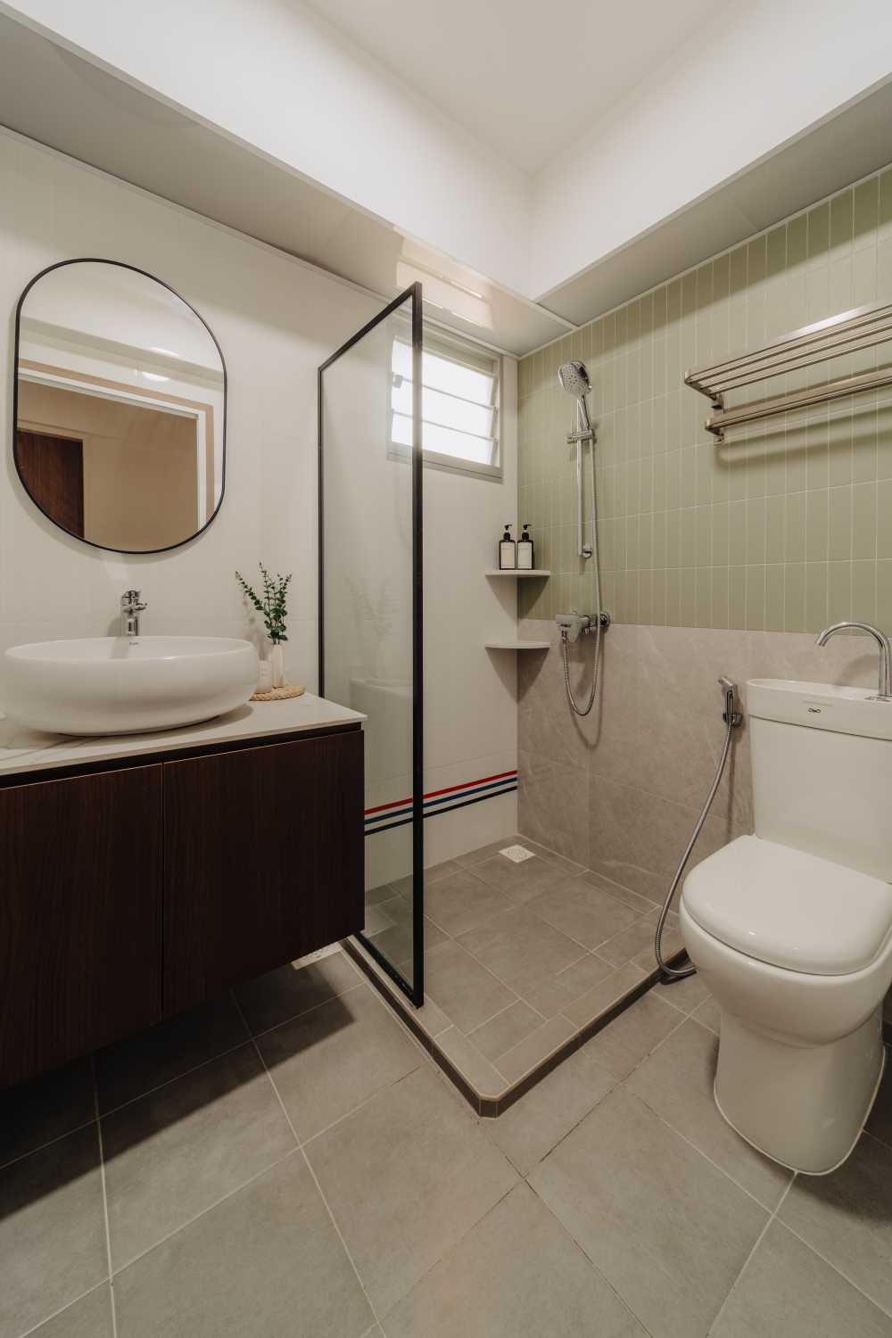Minimalist Bathroom with Homogeneous Tiles and Bathroom Accessories