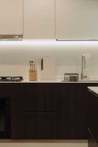 Minimalist Kitchen at 358B